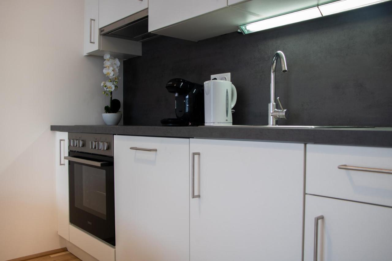 Flat2Go Modern Apartments - Harmony Of City And Nature Відень Екстер'єр фото