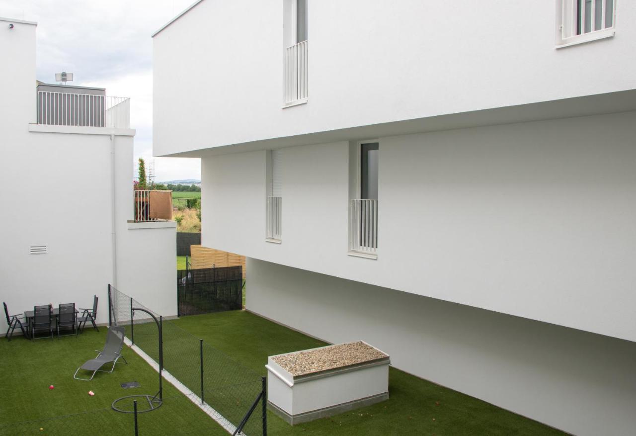 Flat2Go Modern Apartments - Harmony Of City And Nature Відень Екстер'єр фото